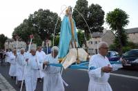 A Tence aussi, on fait la procession pour honorer Notre-Dame