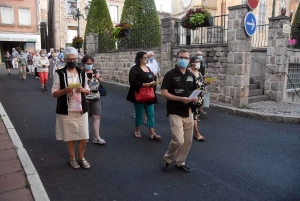 Sainte-Sigolène : les Pénitents sortent leur nouvelle bannière pour la procession du 15-Août