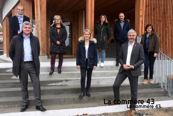 Des 8 candidats de Haute-Loire, seul Laurent Mirmand (au fond à droite), n&#039;est pas élu|Renaud Daumas||
