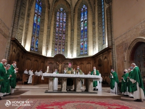 Puy-en-Velay : Pierre Trevet installé comme curé de Notre-Dame-du-Puy