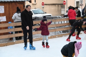 Yssingeaux : la patinoire est ouverte tous les après-midi dans le centre-ville