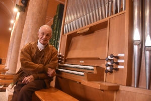 Le Mazet-Saint-Voy : il donne son orgue de grande valeur au temple