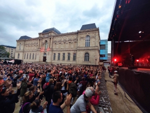 Nuits de Saint-Jacques : 2 000 spectateurs samedi soir au concert de Tryo