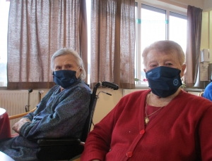 Lantriac : des masques avec le bleuet remis par l&#039;Office des anciens combattants à l&#039;Ehpad