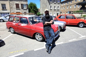 Monistrol-sur-Loire : nostalgie autour d&#039;une exposition de voitures