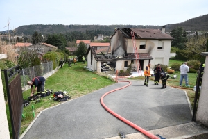Aurec-sur-Loire : une maison fortemement endommagée dans un incendie
