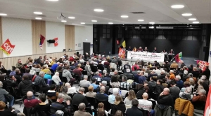 Réforme des retraites : une salle pleine pour la réunion publique des syndicats