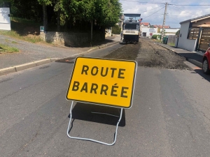 Yssingeaux : les travaux lancés au carrefour de la Chenelette, la route est barrée