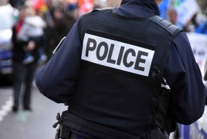 Puy-en-Velay : alcoolisé, il joue à cache-cache avec les policiers
