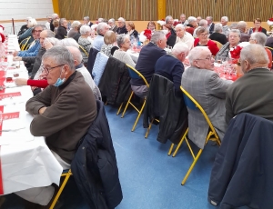 Saint-Didier-en-Velay : 94 aînés réunis au repas de Noël