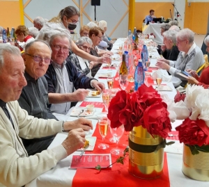 Saint-Didier-en-Velay : 94 aînés réunis au repas de Noël