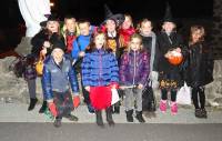 Saint-Front : les enfants fêtent Halloween dans le village