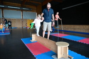 Saint-Maurice-de-Lignon : le cirque pour créer du lien entre parents et enfants