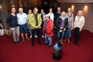 Saint-Maurice-de-Lignon : les comédiens de Côté Coulisse soutiennent Handi&#039;chiens