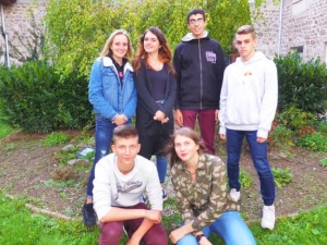 Monistrol-sur-Loire : les diplômés du lycée Notre-Dame-du-Château accueillis comme des stars