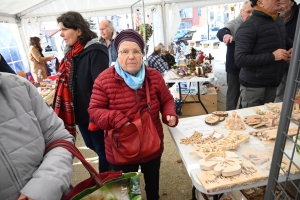 Retournac : le marché de Noël est en place ce dimanche dans le bourg