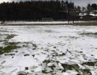 Les Villettes : ils ont déneigé le terrain de foot pour le match de dimanche contre l&#039;ASSE
