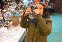 Montfaucon-en-Velay : le marché de Noël a pris ses aises au gymnase
