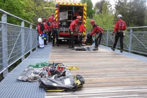 Pompiers de la Loire et de la Haute-Loire sur un entraînement périlleux à Yssingeaux et Grazac