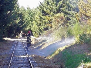 Chambon-sur-Lignon : le feu part en bordure de la voie ferrée