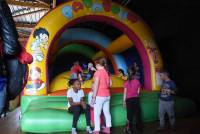 Saint-Maurice-de-Lignon : les enfants dans un paradis gonflable