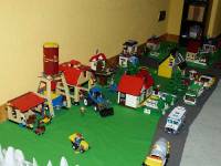 Tence : une ville entièrement réalisée avec des Lego