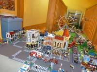 Tence : une ville entièrement réalisée avec des Lego