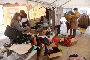 Yssingeaux : 500 vêtements vendus pour la première journée de la friperie