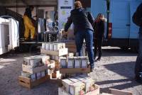 Bas-en-Basset : on se presse au camion pour transformer ses pommes en jus