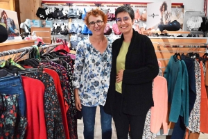 Sainte-Sigolène : Gisèle Rivat passe la main à Stéphanie Huteau à la boutique Cotonelle