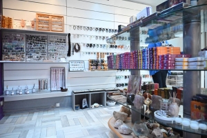 Au Puy-en-Velay, l’Améthyste dispose d’une nouvelle boutique deux fois plus grande