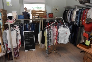 Saint-Julien-Chapteuil : Amaguiz, une boutique dédiée aux vêtements de seconde main