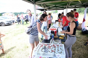 250 burgers de Haute-Loire dégustés sur la route des vacances au rond-point de Lachamp