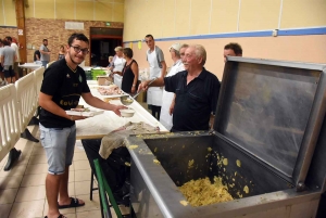 Sainte-Sigolène : 750 soupes aux choux servies à la salle polyvalente