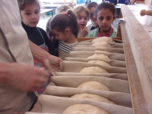 Yssingeaux : un fournil de boulanger installé à l&#039;école Jean-de-la-Fontaine