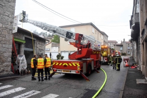 Saint-Didier-en-Velay : l&#039;atelier du fleuriste part en fumée