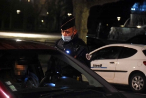 Couvre-feu : la police et la gendarmerie renforcent les contrôles en Haute-Loire