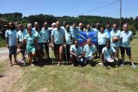 Tence : un groupe de cyclotouristes de La Réunion sur l&#039;Ardéchoise