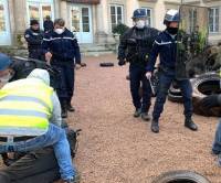 Puy-en-Velay : après les violences de samedi, trois personnes présentées en comparution immédiate lundi