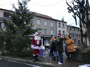 Le Père Noël est généreux à Montfaucon-en-Velay