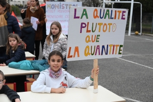 Monistrol-sur-Loire : l&#039;école Albert-Jacquard occupée par les parents et fermée vendredi