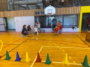 Dunières : 50 enfants de 6 clubs au plateau de baby basket