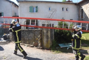 Lavoûte-sur-Loire : une maison soufflée par l&#039;explosion d&#039;une bouteille de gaz