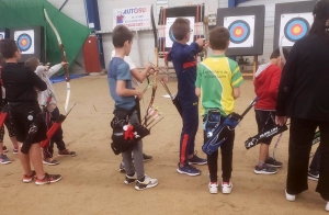 Monistrol-sur-Loire : les archers partagent leurs flèches avec un ami