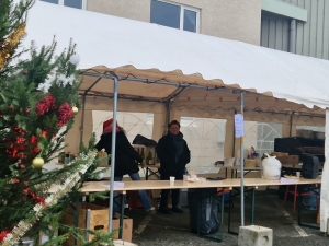 Saint-Ferréol-d&#039;Auroure : du blanc et du rouge au marché de Noël