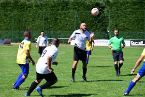 Foot, CF : Le Pertuis sur le fil contre Saint-Pal-de-Mons