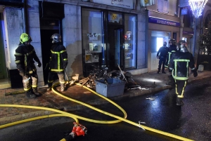 Puy-en-Velay : quatre occupants d&#039;un immeuble évacués par la grande échelle