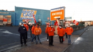 Brives-Charensac : un accord trouvé après une journée de grève à Brico Cash