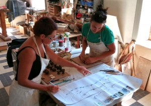 Grazac : la céramiste Cécile Martin et la sculptrice Lucie Delmas unissent leurs mains