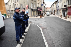 Yssingeaux : la police municipale et la gendarmerie font la chasse aux camions en ville (vidéo)